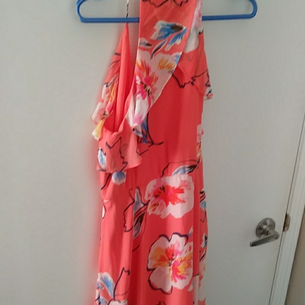 Dress - Picture 2 of 3